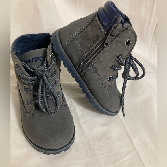 Toddler NAUTICA Booties Size 6T Grey EUC - Picture 4 of 7